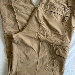 Columbia Men's Tan Pants
